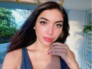 Millen Cyrus Minta Dimakamkan Sebagai Lelaki, Walau Cantik