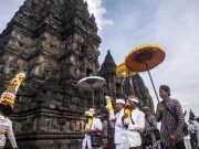 Jelang Hari Raya Nyepi, Pengunjung Serbu Perbelanjaan