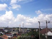 Cuaca Surabaya Hari Ini, Terik bikin Gerah Bodi