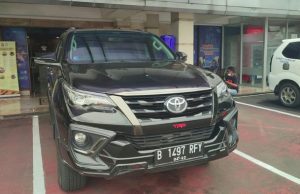 Ditindak usai VIRAL, Plat RFY terobos jalur busway diloloskan polisi