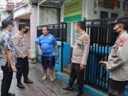 Polres Pelabuhan Tanjung Perak Lakukan Mitigasi Bencana Banjir Rob