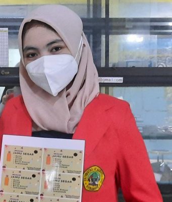 Bangkitkan Ekonomi UMKM Bersama Mahasiswa UNTAG