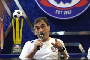 Tagar #AlmeidaOut Bergema di Pendukung Arema FC 1