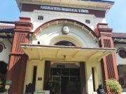 Pengadilan Negeri Surabaya Izinkan Nikah Beda Agama