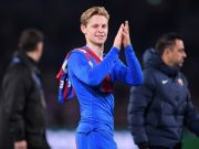Tolak Gaji Besar di MU, De Jong Pilih Bertahan di Barcelona?