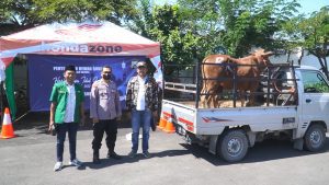 Hari Raya Idul Adha 1443 H, Polrestabes Surabaya Salurkan 19 Ekor Sapi dan 73 Kambing ke Yayasan serta Pengurus Masjid 1