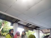 Dosen UWP Dampingi UMKM Mitra Penjahit Lansia Kelurahan Dukuh Pakis