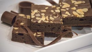 Resep Brownies Bakar Simple, Gak Perlu Menggunakan Mixer! 1
