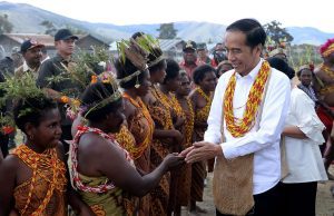 Presiden Jokowi Mensahkan Tiga Provinsi Baru di Papua