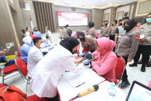 Sambut Hari Polwan Ke-74, Polwan Polda Jatim Gelar Donor Darah Dan Baksos 1