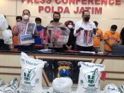 Ditreskrimum Jatanras Polda Jatim Bongkar Gagalkan Penyelundupan Gula 30 Ton