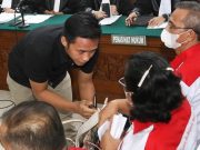 Sidang Bharada E, di Warnai Dengan Tangisan Ibu Brigadir J!