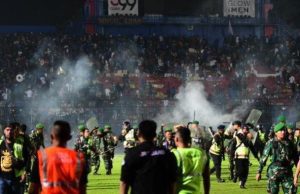Ketua Komdis PSSI Menemukan 42 Botol Miras Bersegel di Stadion Kanjuruhan