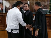 Ferdy Sambo Akui Lap Pistol HS Yosua Pakai Masker demi Hilangkan Sidik Jari