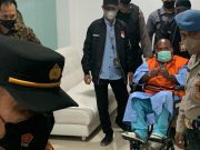 KPK Usut Potensi Aliran Dana Ke OPM, Pengacara Lukas Enembe Buka Suara