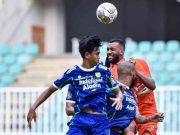 Di Warnai Dua Kartu Merah, Persib Bandung Kalahkan Borneo FC Dengan Skor 1-0