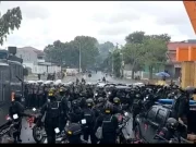 Polisi Periksa 16 Suporter Terkait Kerusuhan di Stadion Jatidiri Semarang