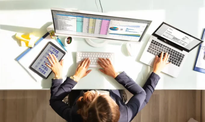 Ilustrasi Multitasking