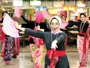 Menari Bersama Komunitas Cinta Berkain Indonesia Surabaya