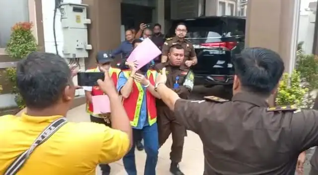 pelaku korupsi