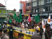 Buntut Karyawan Keroyok Warga Setempat, Bar di Klampis Surabaya Ditutup
