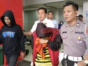 2 Pemuda Duel Parang di Surabaya, Diduga Rebutan Pacar