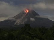 Erupsi Lagi Pagi Ini, Awan Panas Merapi Meluncur 2 Kilometer