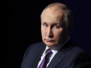 Putin Lanjut ke Mariupol di Tengah Perintah Penangkapannya