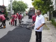 Empat Bulan Berjalan, Proyek Fisik Pemkot Surabaya Masih 10 Persen