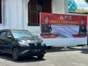 Lapor Mobil Hilang ke Suara Surabaya, Ternyata “Dicuri” Suaminya Sendiri