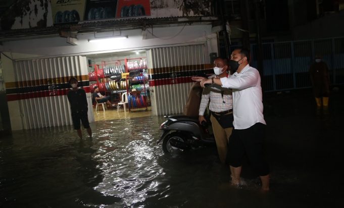 banjir_surabaya