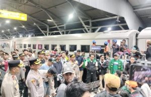 Momen Mesra Bonek dan the jak di surabaya jelang laga persebaya vs persija