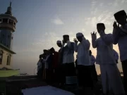 Tata Cara dan Niat Sholat Idul Fitri: Arab, Latin, dan Artinya