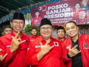 Posko Ganjar Presiden di Gayungan Surabaya Berdiri, Ada Eri dan Adi Sutarwijono Hadir