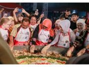 Warga Mengeluh Tak Bisa Masuk Festival Rujak Uleg, Pemkot Surabaya Minta Maaf