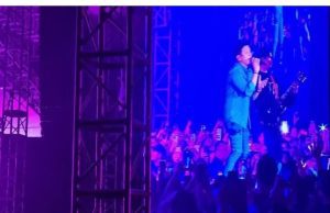 Iriana Joko Widodo Hadiri Konser Noah di Surabaya