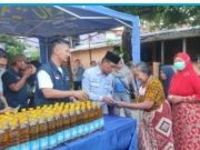 Senyum Para Pelaku UMKM Surabaya dapat 400 Liter Minyak Goreng Gratis