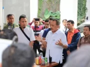 Ini Permasalahannya Kenapa Wakil Wali Kota Surabaya Mediasi Puluhan Penerbit Buku