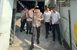 Kapolrestabes Surabaya Kombespol Pasma Royce melakukan kunjungan dan silaturahmi di Pondok Pesantren