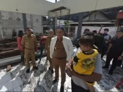Wali Kota Surabaya Eri Cahyadi Mengajak Warga yang Belum Bekerja lewat Padat Karya