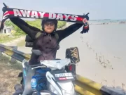 Ingin Buktikan Sendiri Bonek Bisa Menerima The Jakmania dengan Baik, Ahmad Al Fariq Naik Motor ke Surabaya