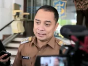 Ratusan Orang KTP Surabaya Pakai Alamat Kos, Wali Kota Minta RT Lebih Ketat