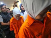 Cerita Lengkap Kasus Penipuan iPhone Si Kembar Rihana-Rihani