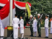 Dress Code Peserta Upacara 17 Agustus di Pemkot Surabaya: Batik atau Baju Pejuang