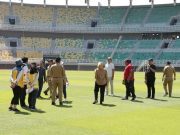 FIFA Inspeksi Stadion GBT, Cek Rumput, Kamar Mandi, Sampai Gerbang