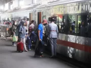 PT KAI Sanksi Penumpang Kebablasan Tujuan Tak Boleh Naik KA 90 Hari