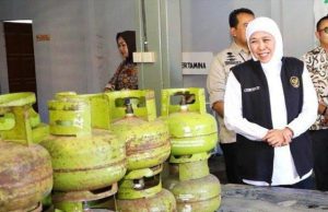 Untuk Masyarakat Miskin, Gubernur Khofifah Larang Ada Permainan Harga Gas LPG 3 Kg