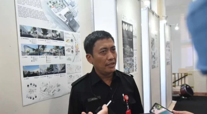 pemkot-bersama-dprd-surabaya-tinjau-ulang-rtrw-2023-2024--thumbnail-596