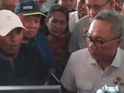 Curhat Pedagang Tanah Abang ke Mendag Zulhas: Kami Kalah Saing dengan Barang Impor