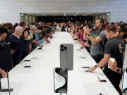 Beda Colokan USB-C iPhone 15 Pro dengan HP Biasa